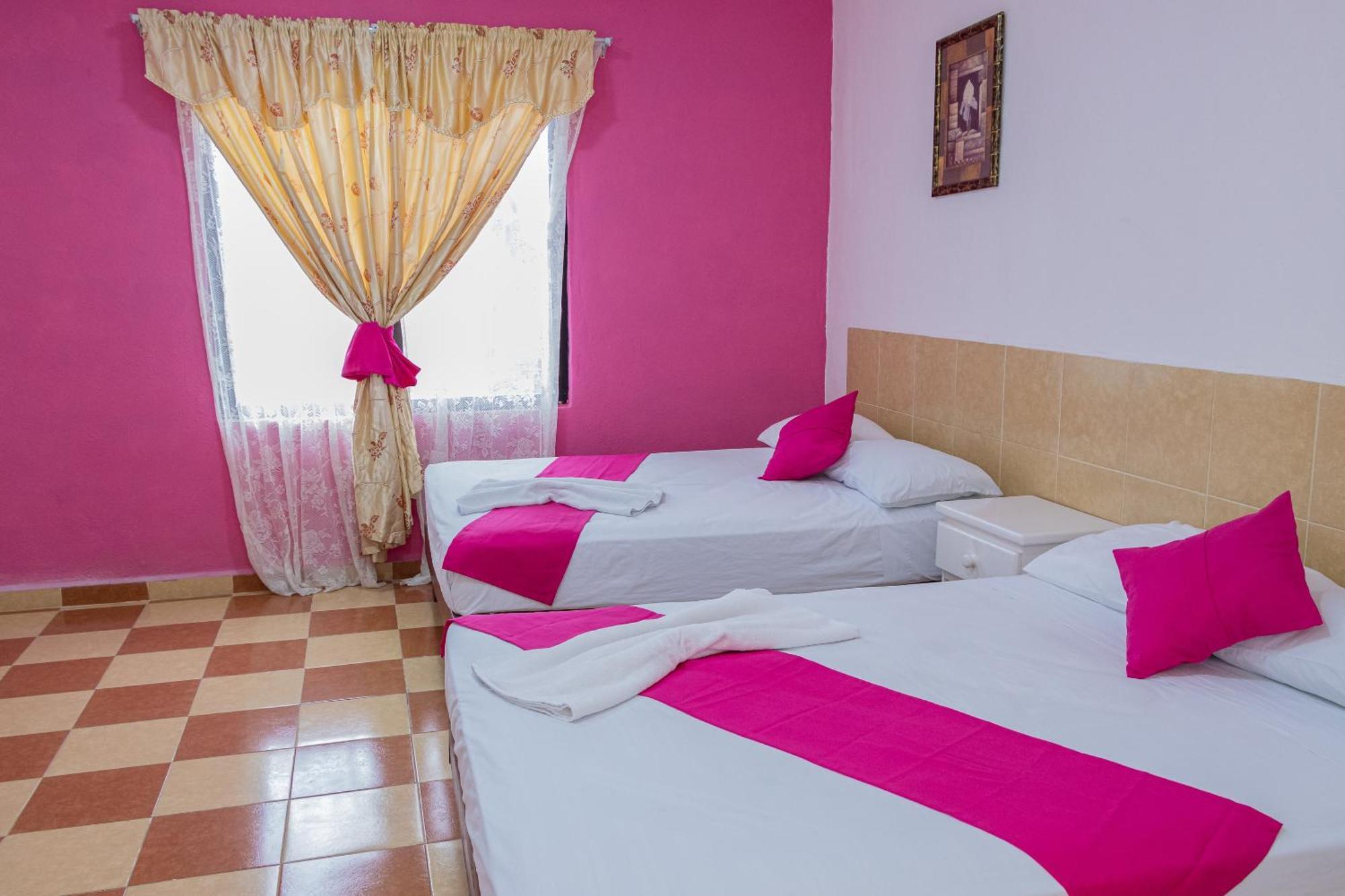 OYO Hotel Marías Chetumal Exterior foto